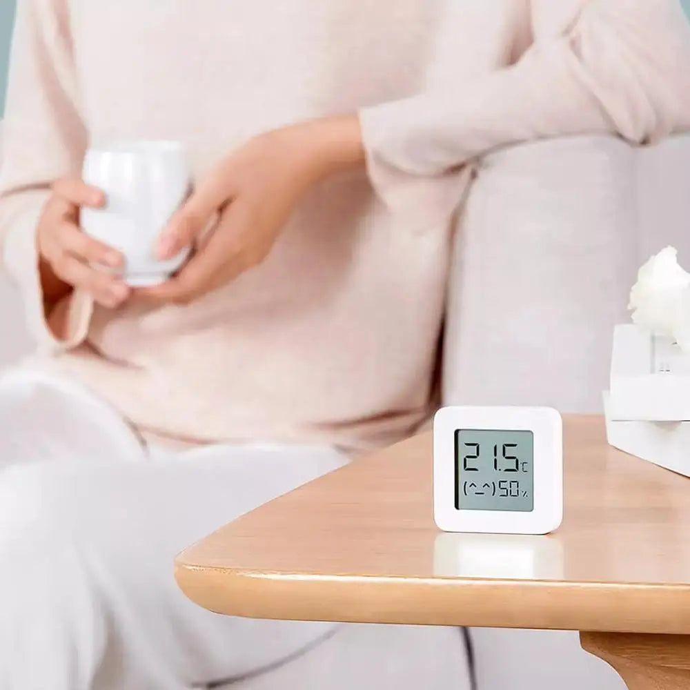 Xiaomi Mijia Smart Bluetooth Thermometer 2 – Wireless Temperature & Humidity Monitor